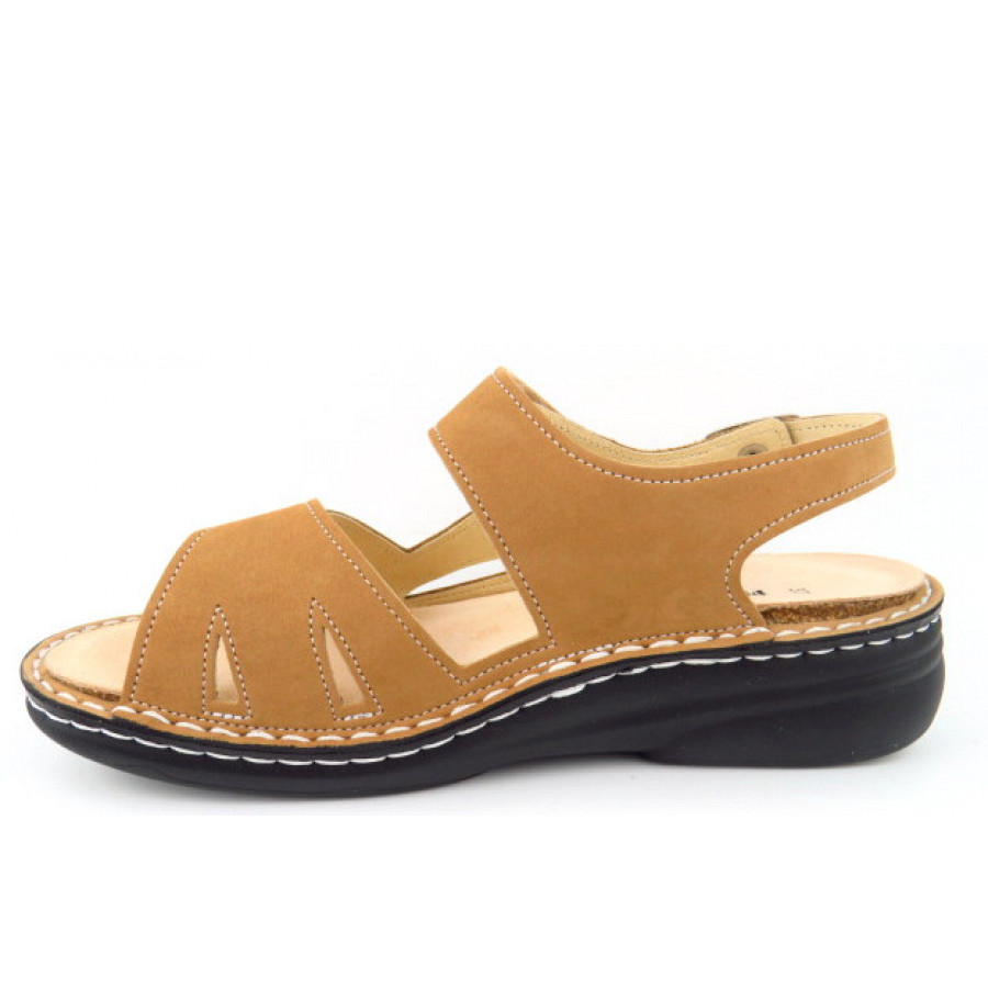 Finn Comfort Damen Barbuda Mellow Nubuk tan Sandale in tan